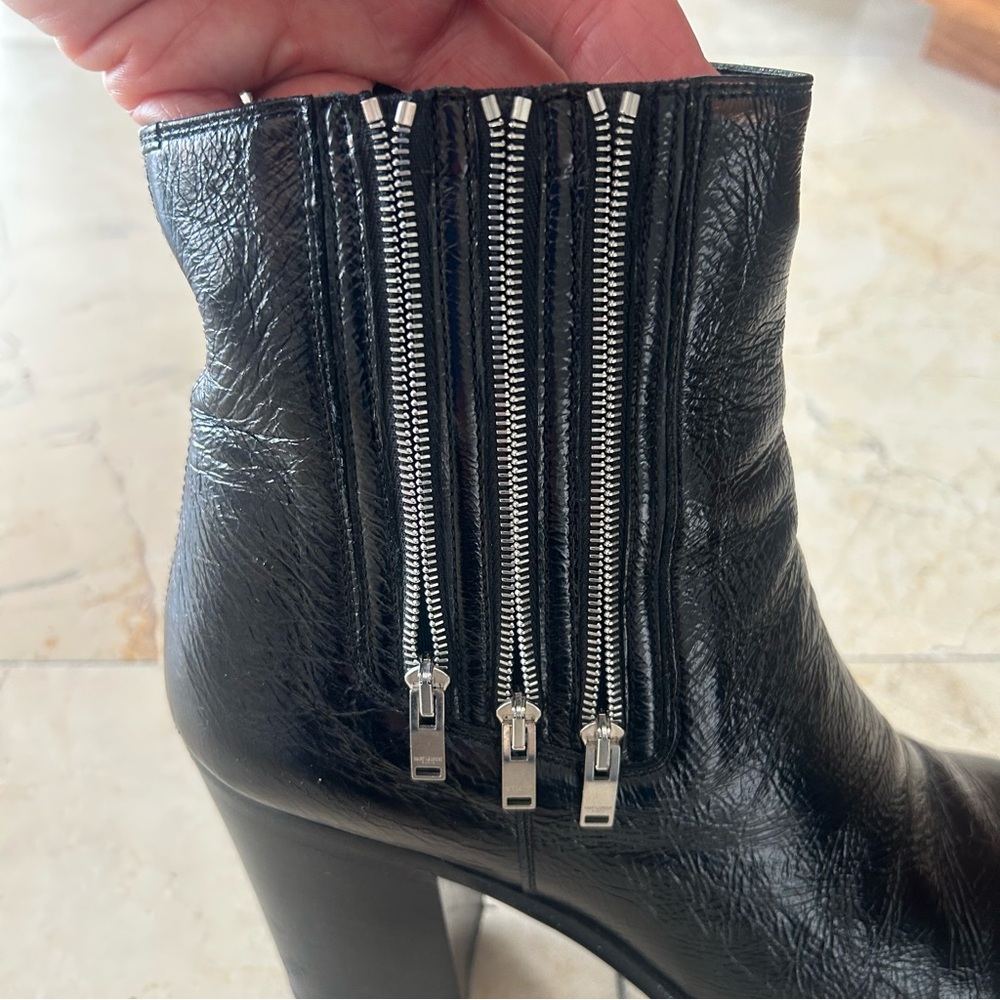 Saint Laurent Paris Black Leather Boots with Zipper Detail - Picture 11 of 16